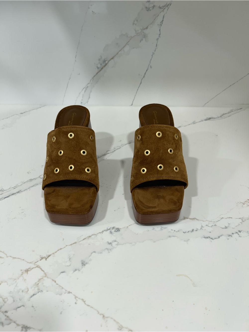 Gianvito Rossi
Grommeted Suede Mules